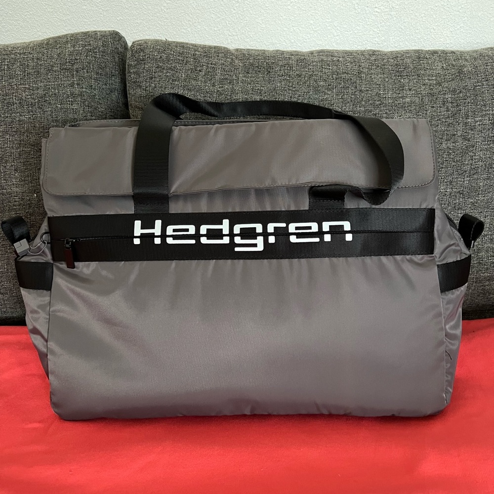 Hedgren duffle bag